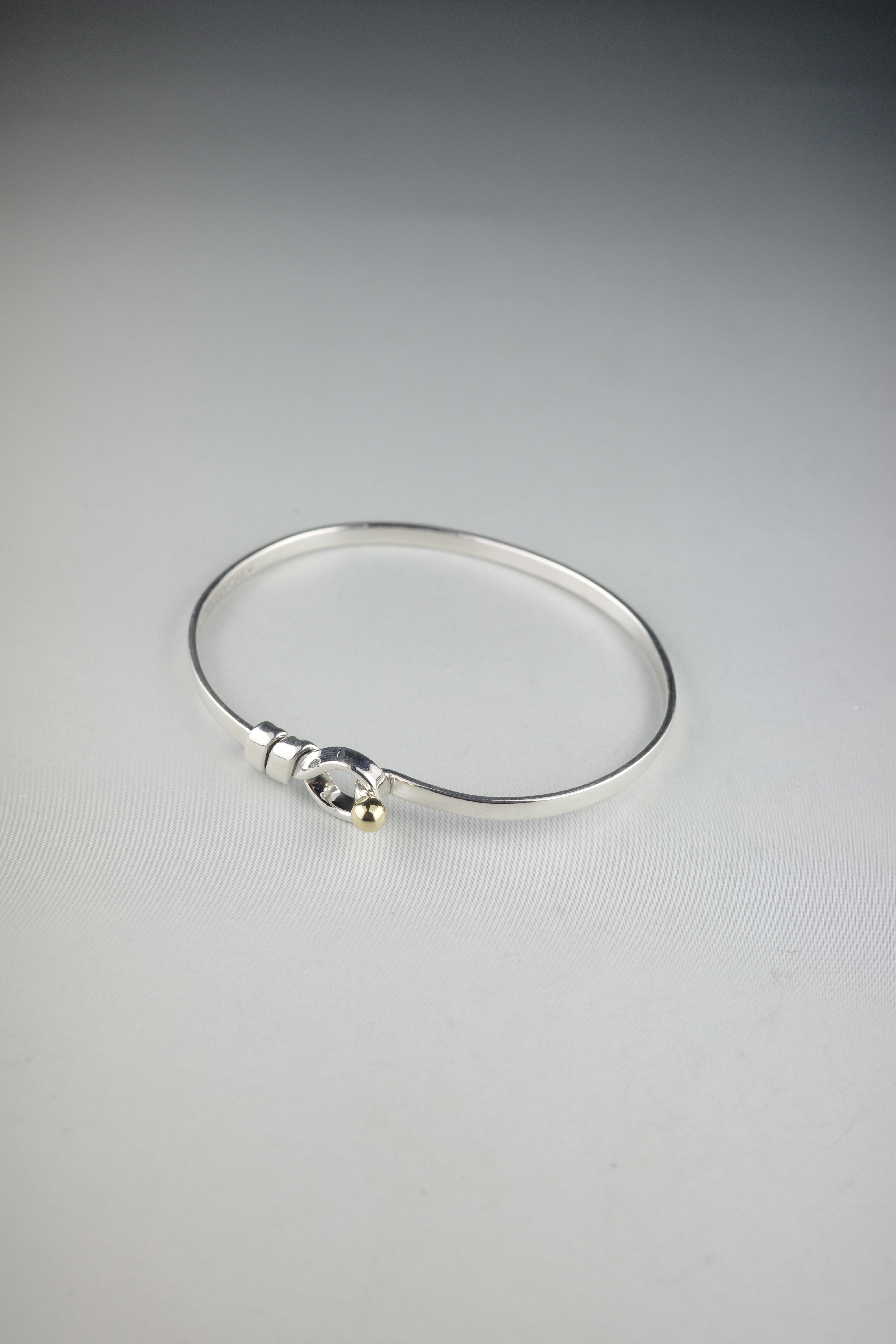 VINTAGE Tiffany&Co フック&アイ バングル