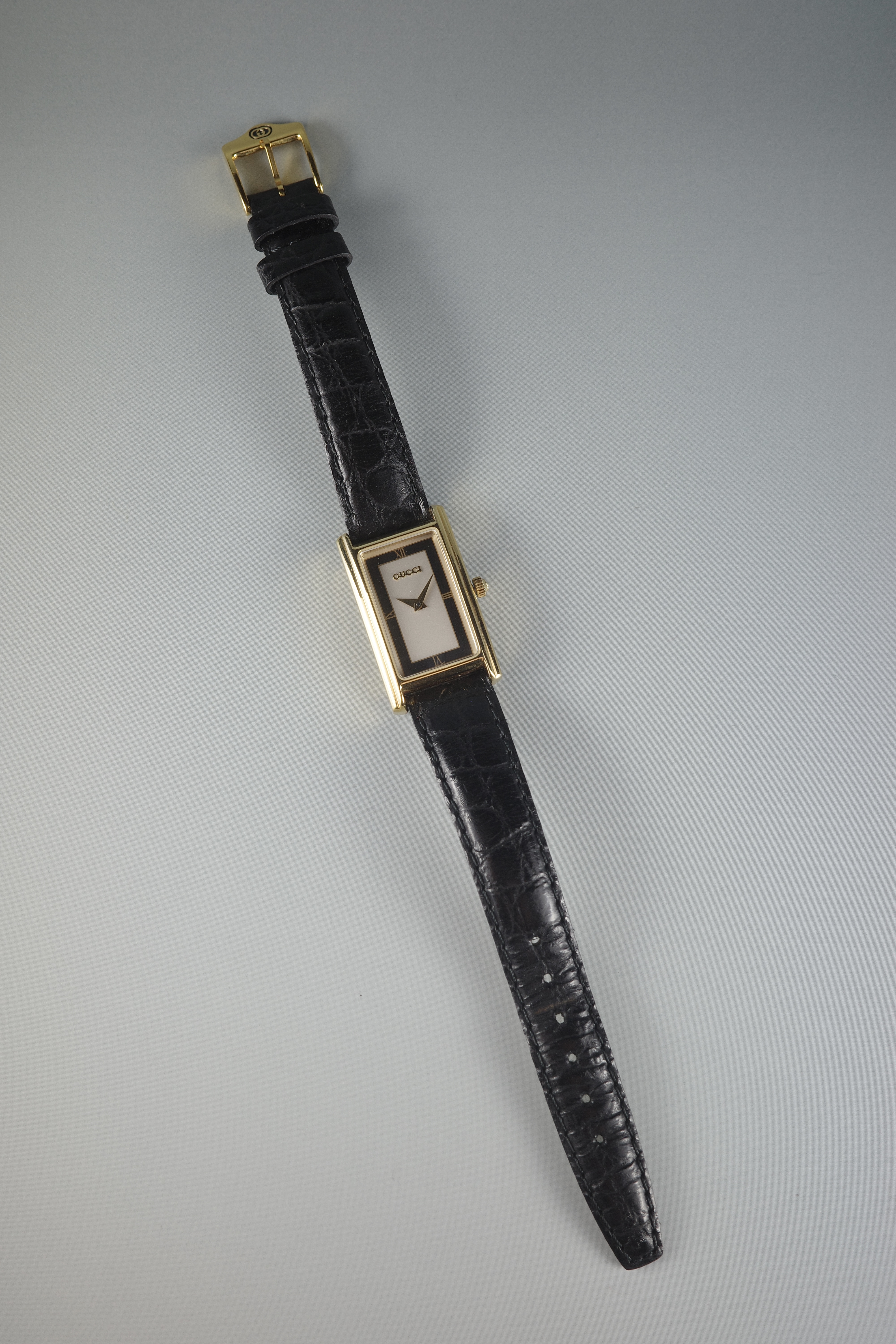 GUCCI "2600L" ヴィンテージウォッチ クオーツ