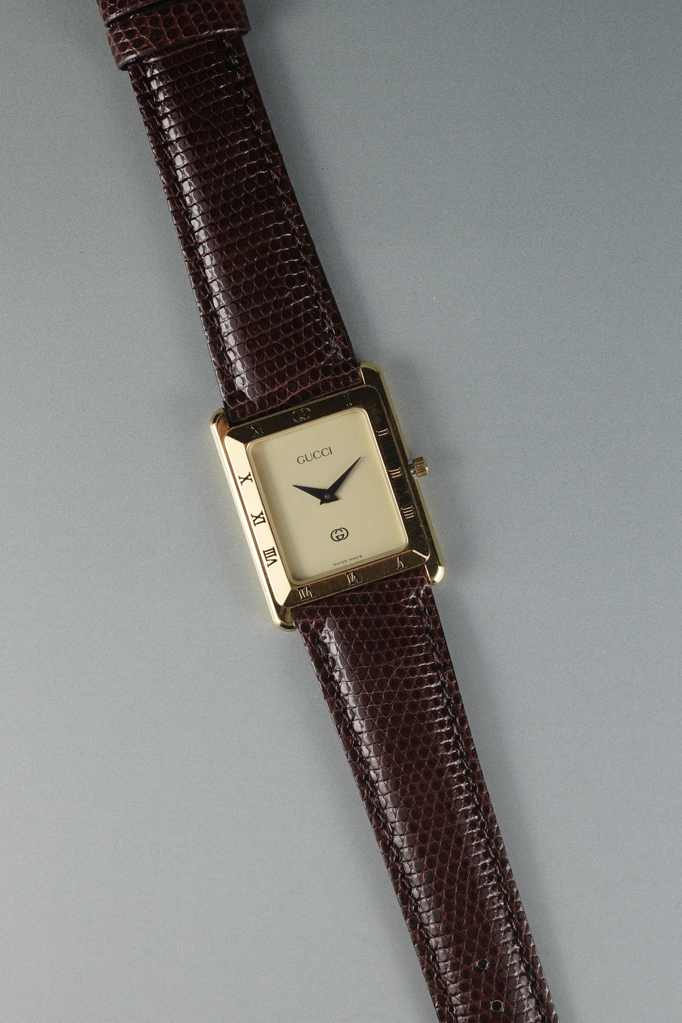 GUCCI "4200M" ヴィンテージウォッチ クオーツ