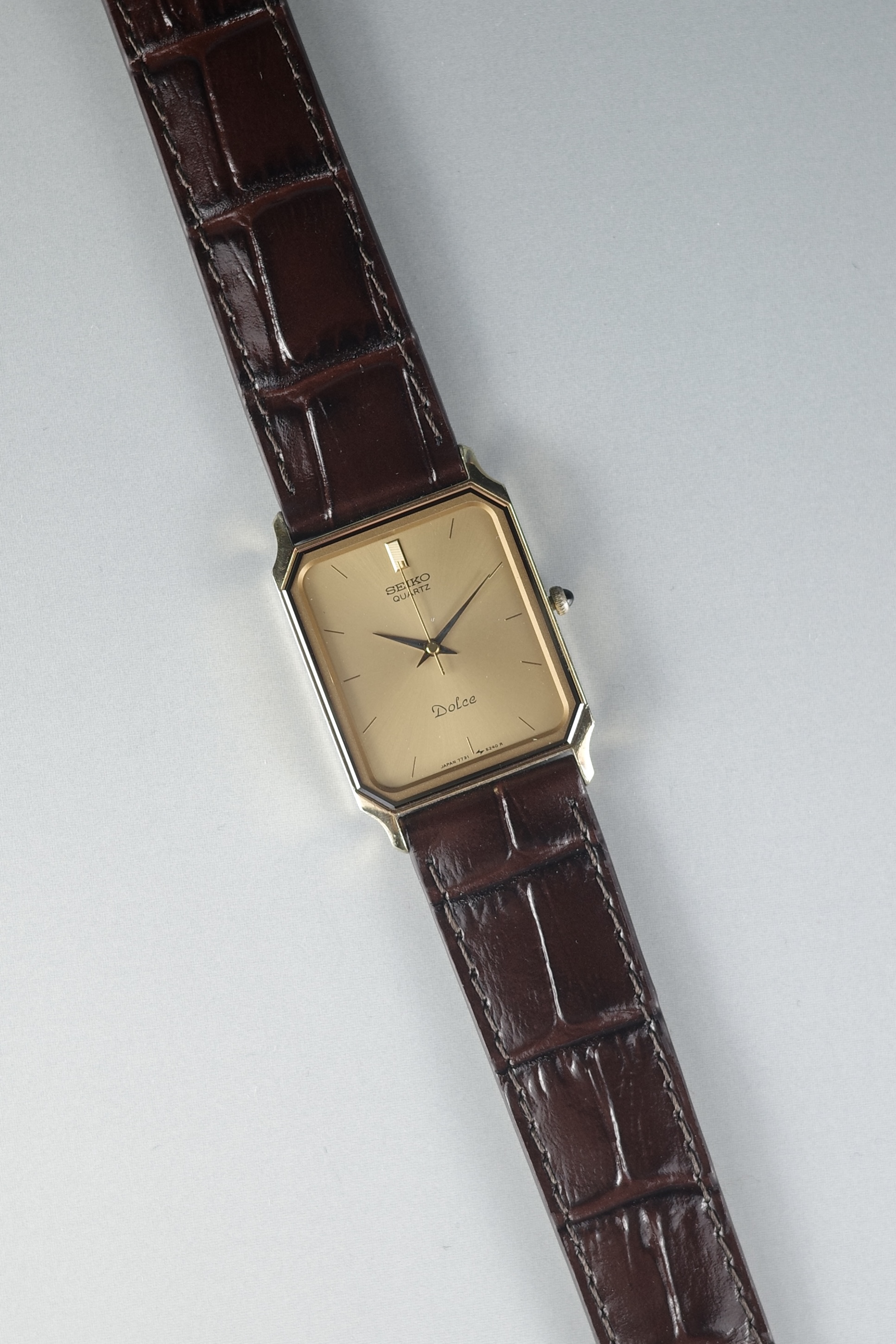 SEIKO "Dolce" ヴィンテージウォッチ クオーツ