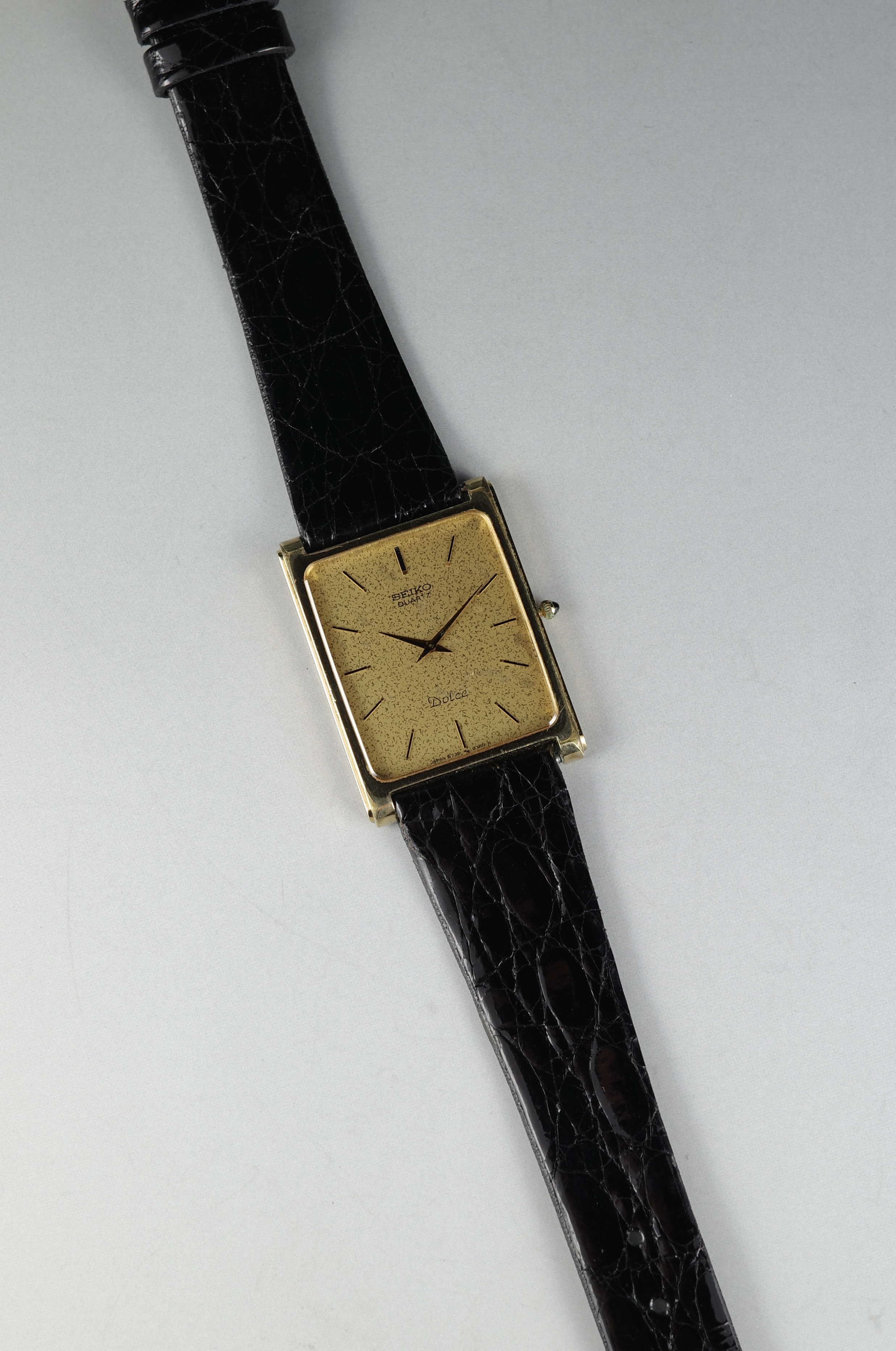 SEIKO "Dolce" レクタンギュラー ヴィンテージウォッチ クオーツ